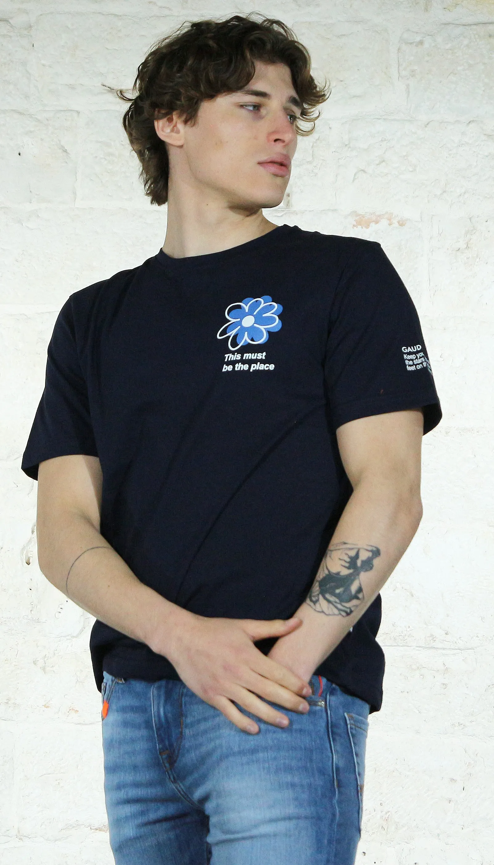 Gaudi T-shirt blu con stampa