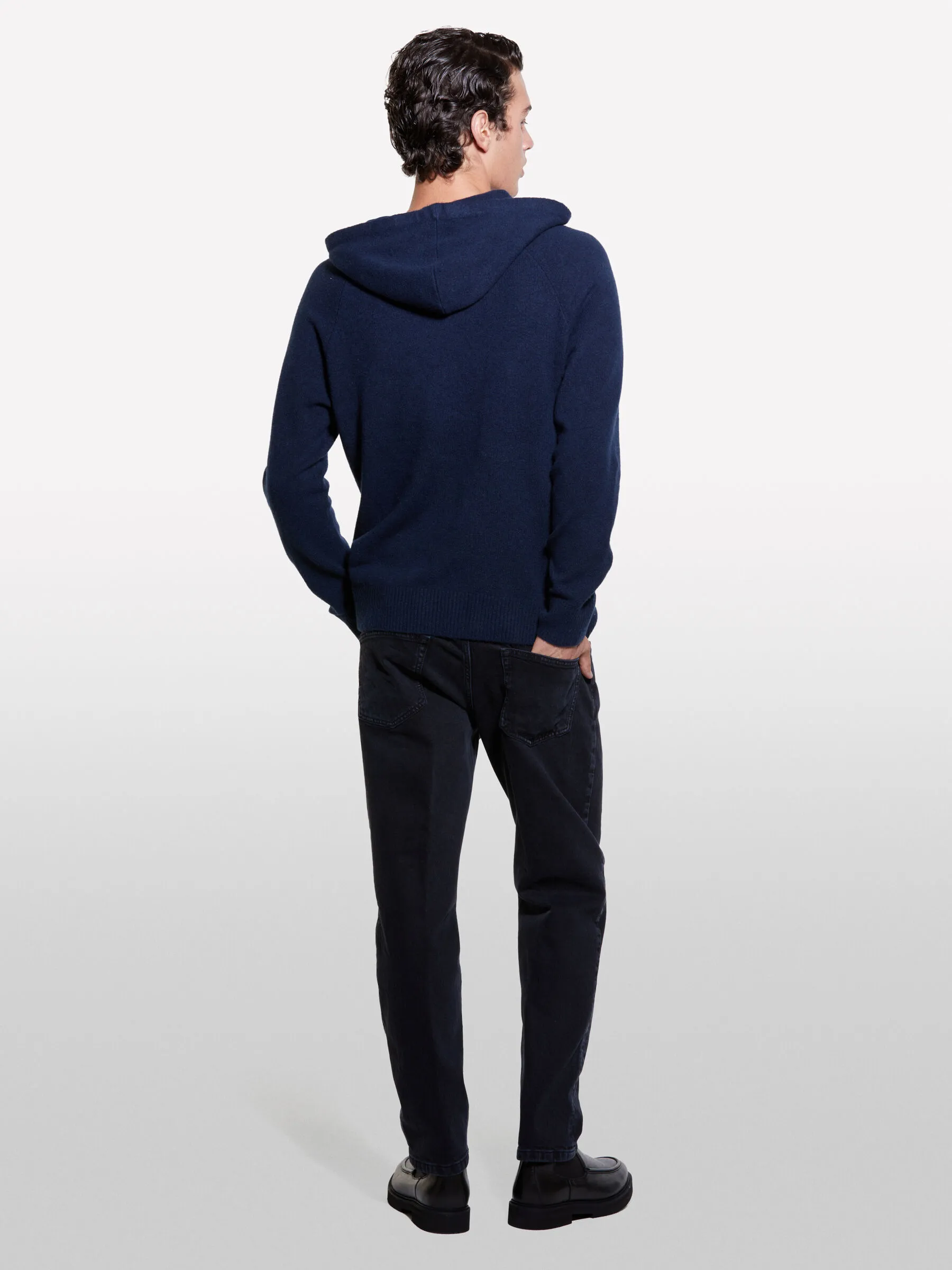 Nuovi arrivi      Felpa blu scuro in maglia